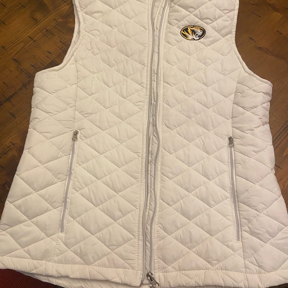 White TM Mizzou 100 % nylon vest. Never worn child went to a different college. - Picture 2 of 4